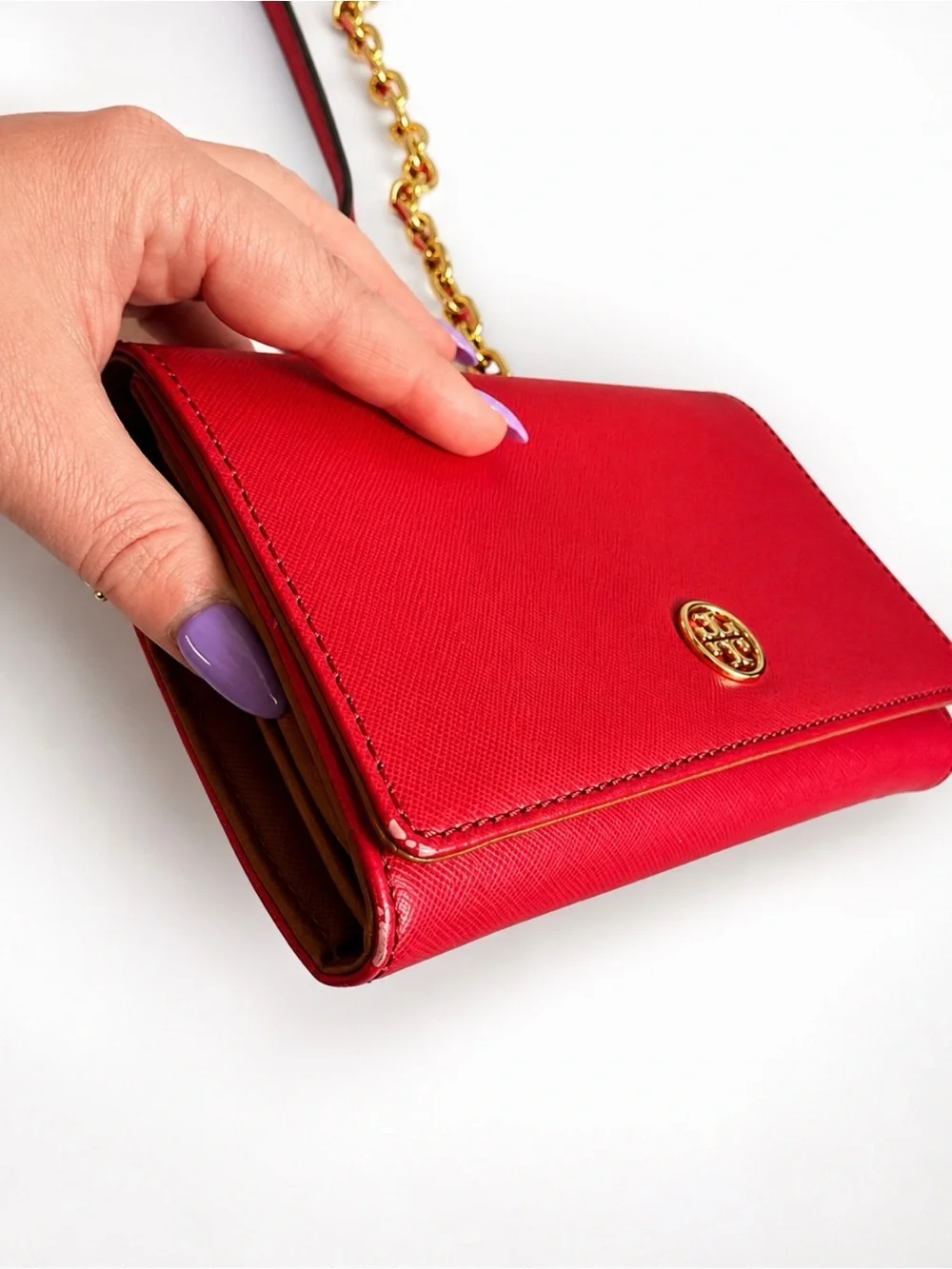 Tory Burch Red Crossbody Chain Wallet, great condition, minimal wear and tear